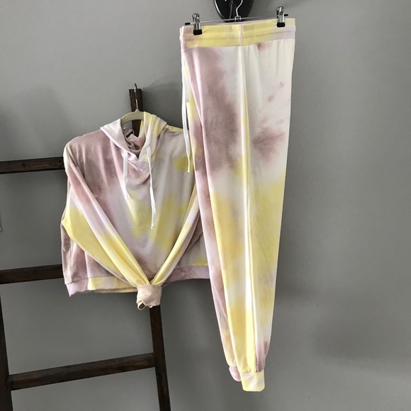 🆕Super Soft Tie dye Jogger - Picture 2 of 7